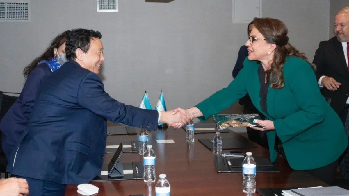 FAO asegura su compromiso con Honduras durante reunión con la Presidenta Castro