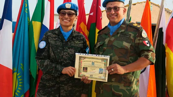 Hondureña asume la comandancia de misión de paz en el Sahara Occidental