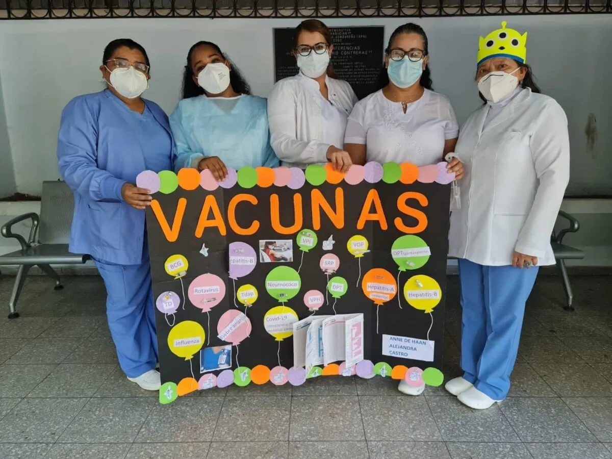 IHSS inició una Brigada de vacunación conjuntamente con la Secretaria de Salud
