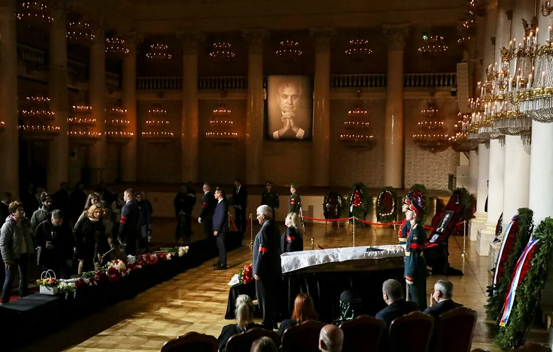 Miles de personas despidieron a Mikhail Gorbachov en un funeral sin Vladimir Putin ni homenajes de Estado