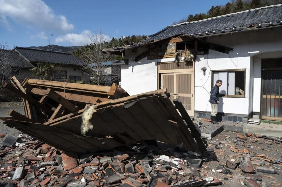 Terremoto en Japón, el fuerte sismo de magnitud 7,4 deja al menos dos muertos y decenas de heridos