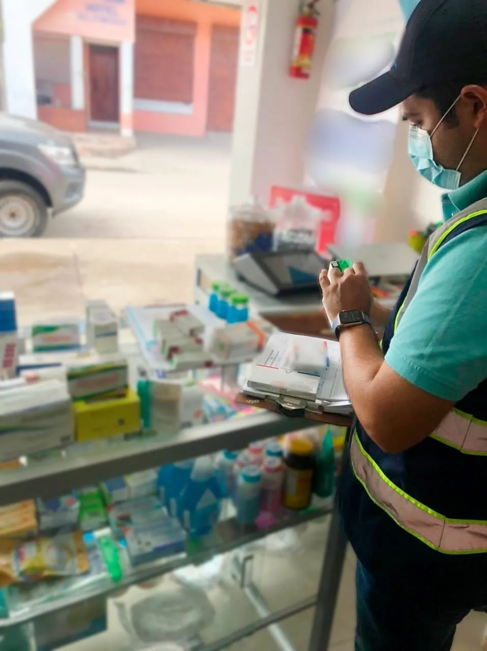 ARSA realiza  retención de productos farmacéuticos controlados, vencidos  y sin Registro Sanitario a nivel nacional