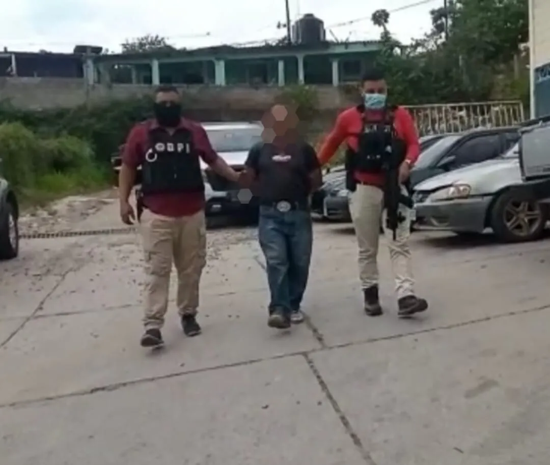 En la colonia Nueva Suyapa de Tegucigalpa, DPI captura sujeto por la presunta agresión sexual agravada de su hija de 9 años