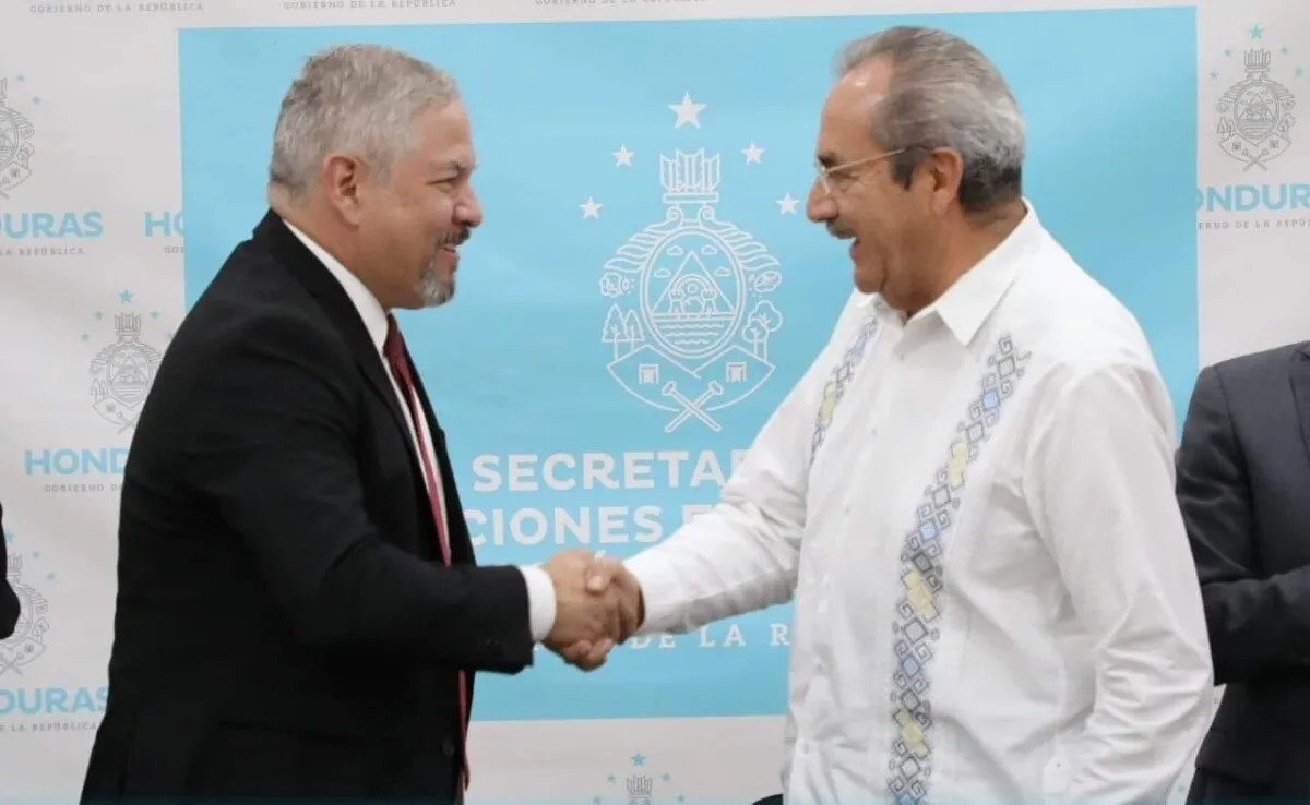 Honduras firma Acuerdo de Visas de Trabajo Temporal con México para beneficio de 10 mil hondureños