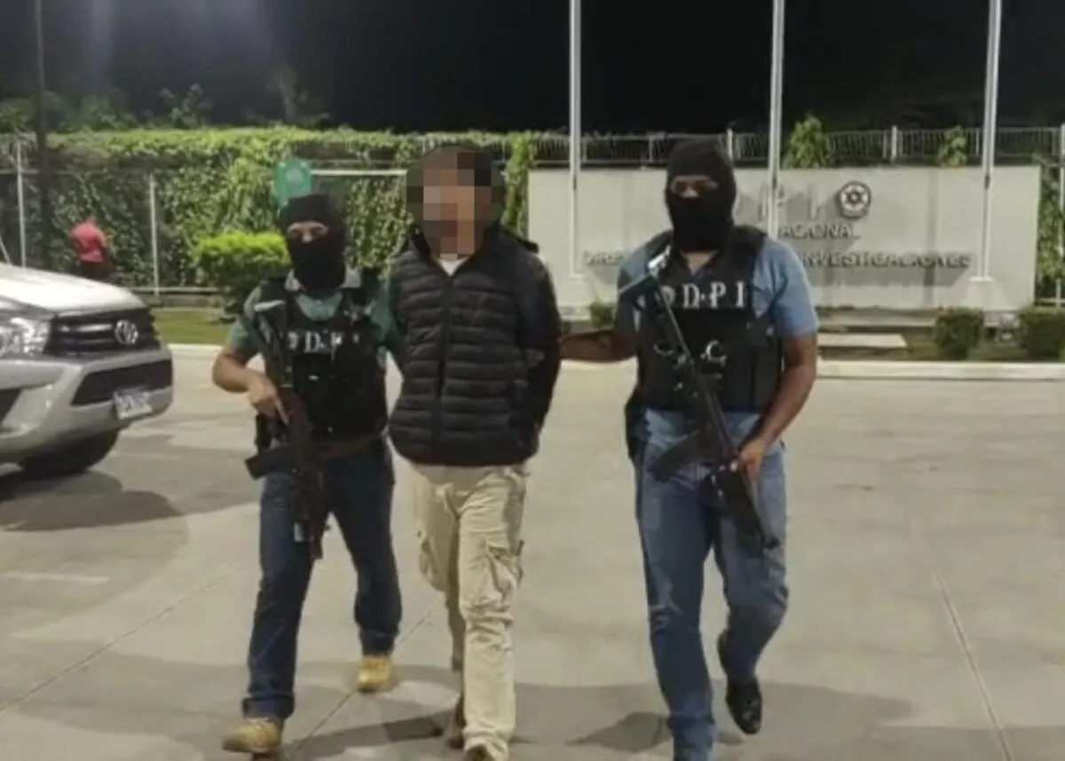 Integrante de Grupo Delictivo Organizado MS-13 es capturado por funcionarios policiales en poder de dinero y presunta droga