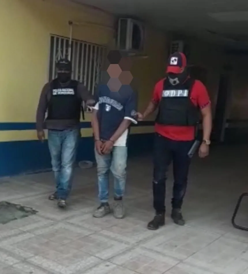 Por los delitos de robo con fuerza y amenazas agentes de la DPI capturan a ciudadano en El Paraíso