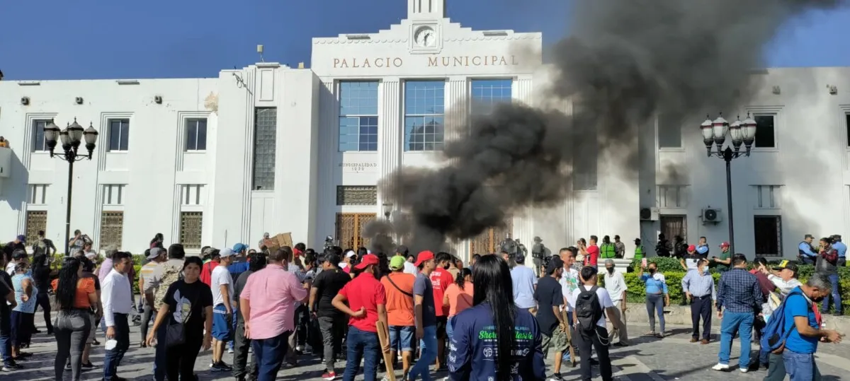 Alcalde Roberto Contreras arremete contra quienes realizan protestas sin fundamento