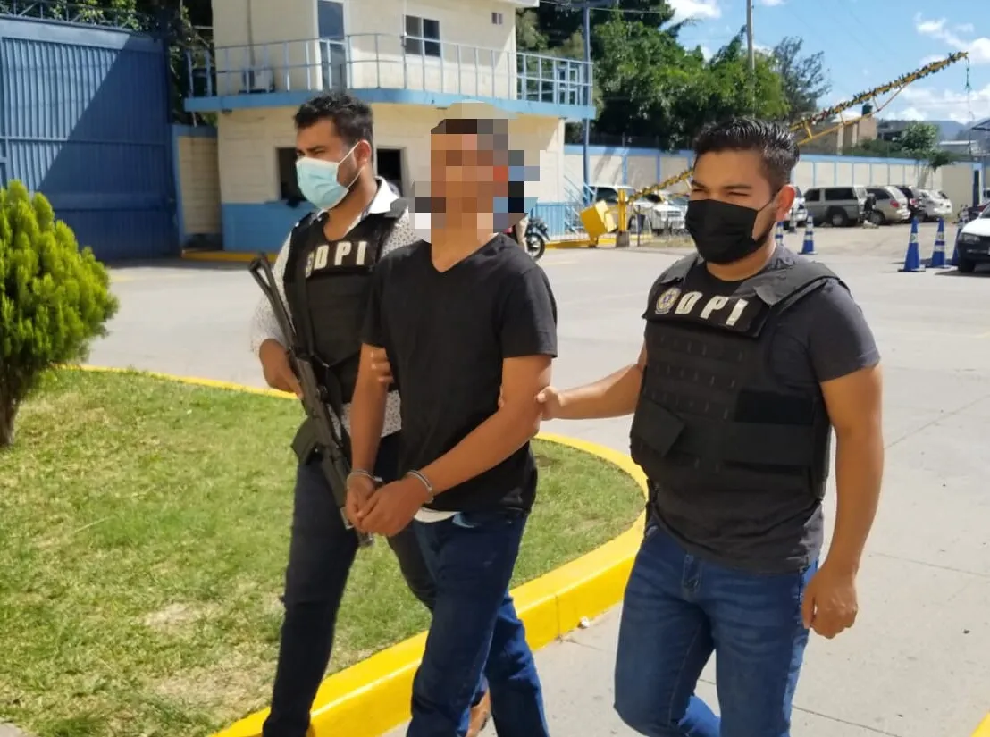 DPI arresta a supuesto gatillero miembro activo de la Mara Salvatrucha (MS-13) en Tegucigalpa