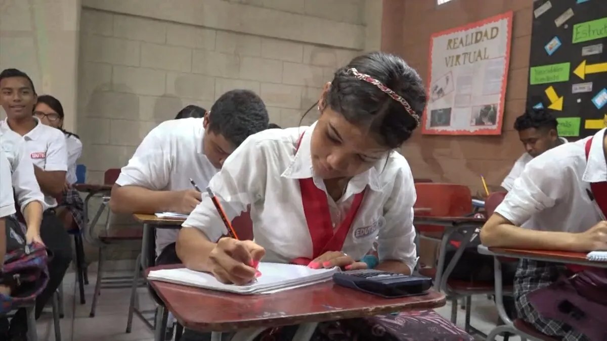 La reinserción de estudiantes, uno de los retos de la nueva Directora de Educación de Cortés