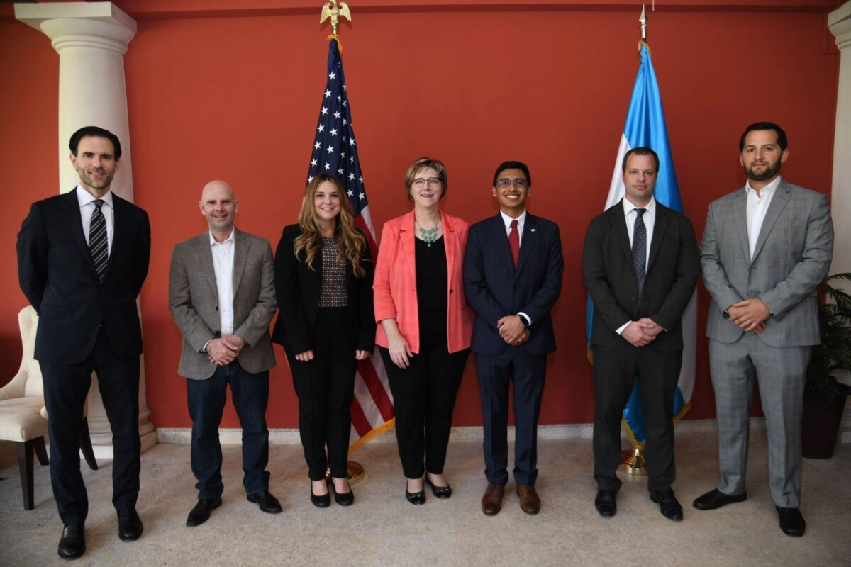 Director de Aduanas Honduras se reúne con asesora especial en materia económica de la Vice Presidenta de EE.UU., Kamala Harris