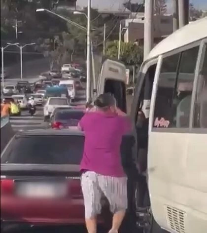 DNVT  busca  conductores que se agredieron a golpes la mañana de este jueves en la capital