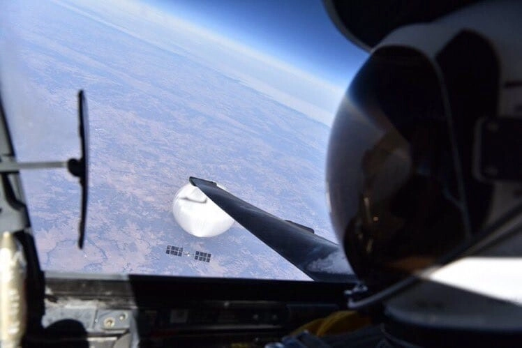 El Gobierno de Estados Unidos confirmó que la imagen del globo chino espía, tomada por el piloto, 
