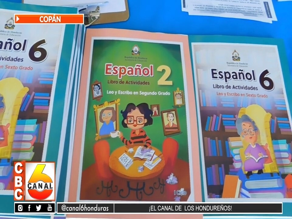 Entrega de textos de primero a sexto grado a centros educativos en Veracruz, Copán