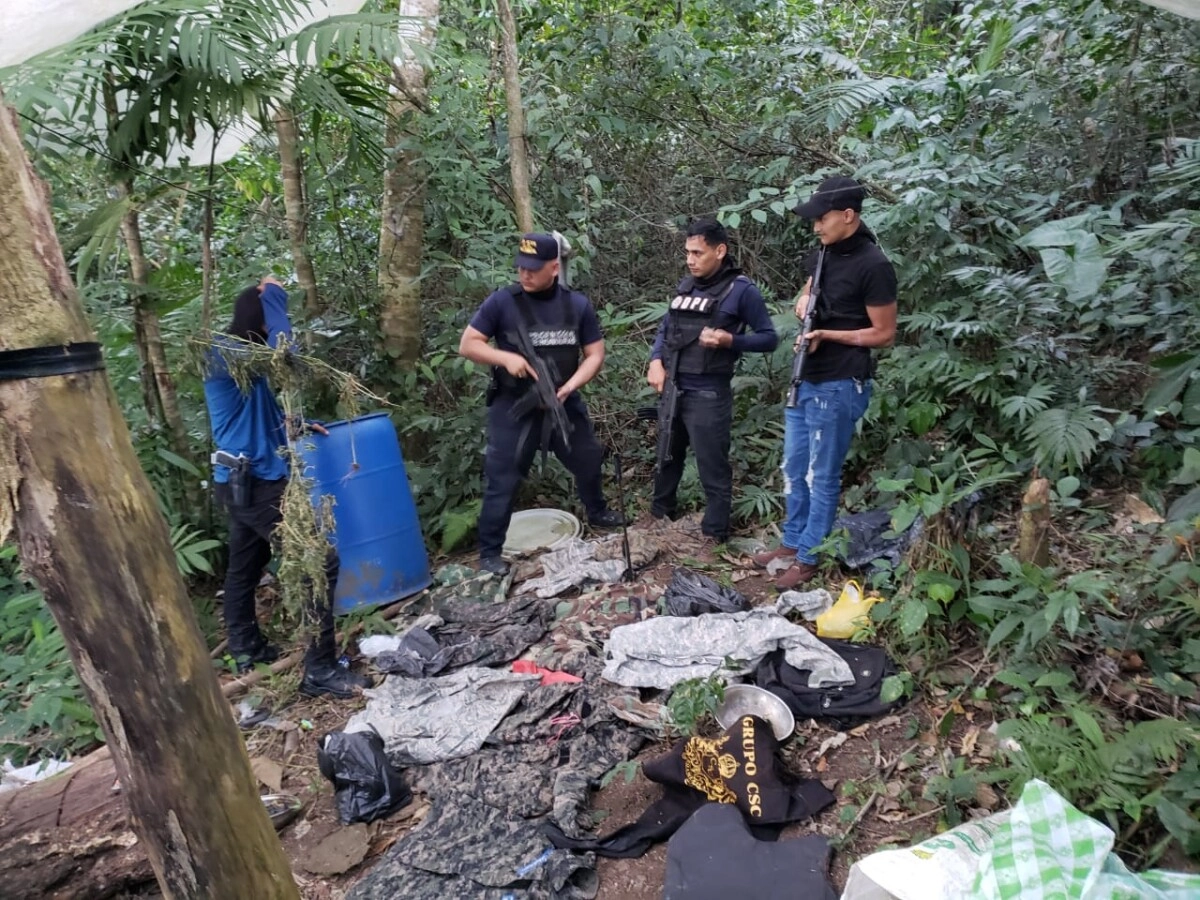 Policía Nacional detiene a dos presuntos miembros del GDO "Los Maicillo"