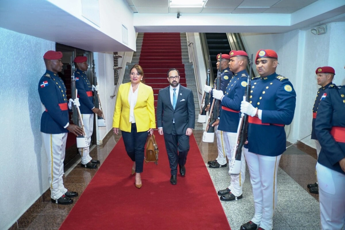 Arriban a República Dominicana los primeros mandatarios que participarán en la XXVIII Cumbre Iberoamericana