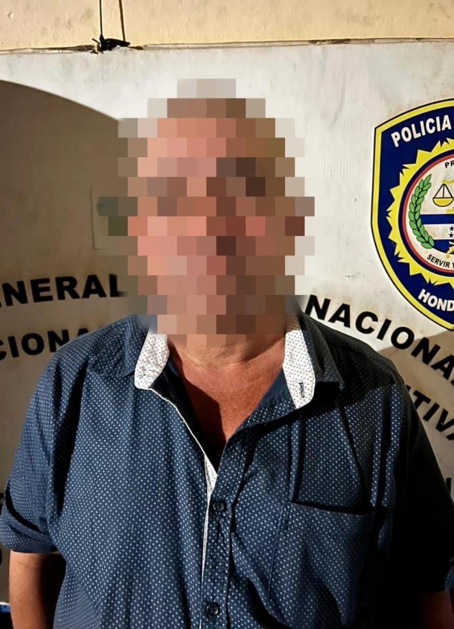 Ciudadano es detenido por suponerlo responsable del delito de tenencia ilegal de arma fuego de uso permitido