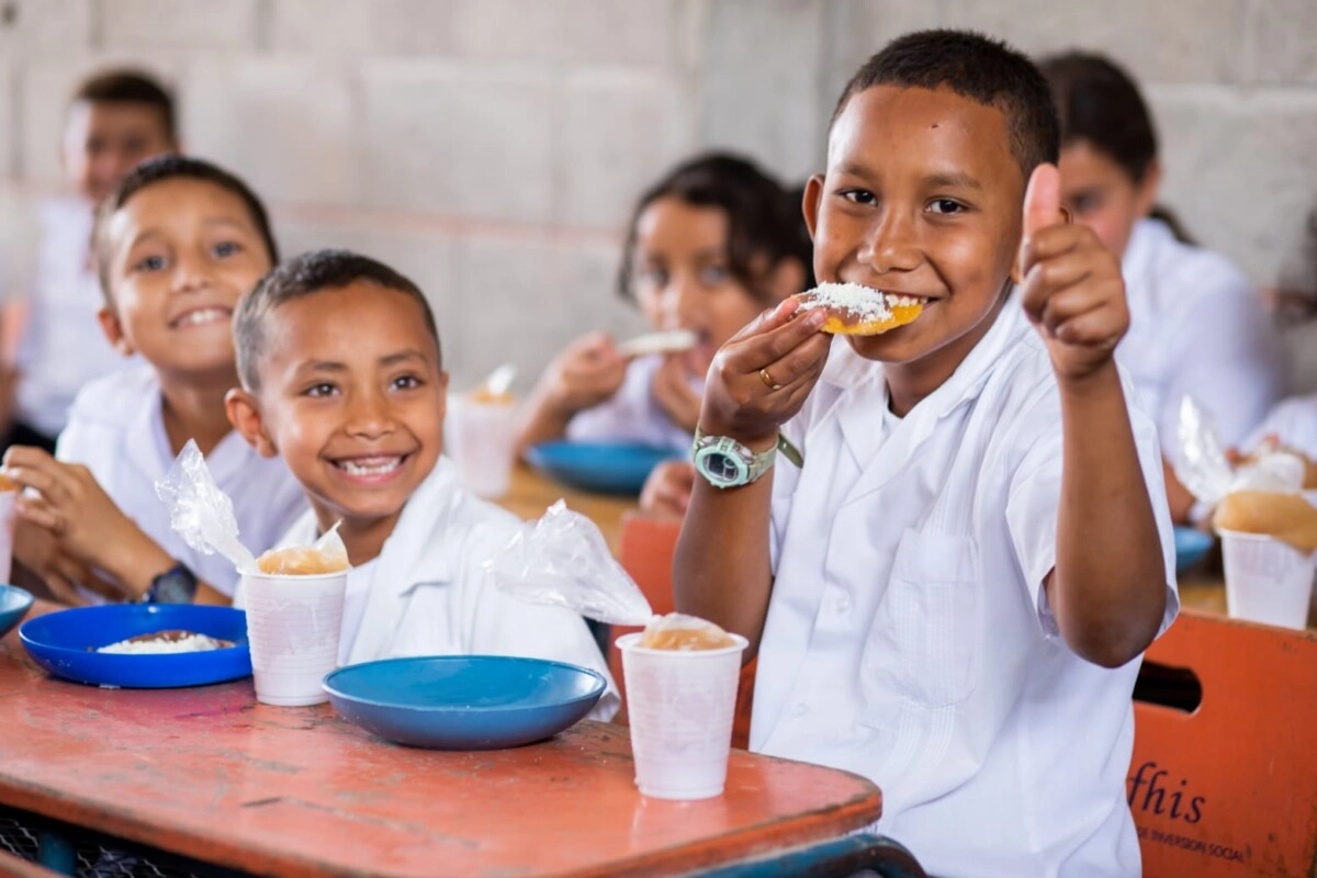 Gobierno reactiva la Alimentación Escolar para más de 1 millón doscientos mil niñas y niños en Honduras
