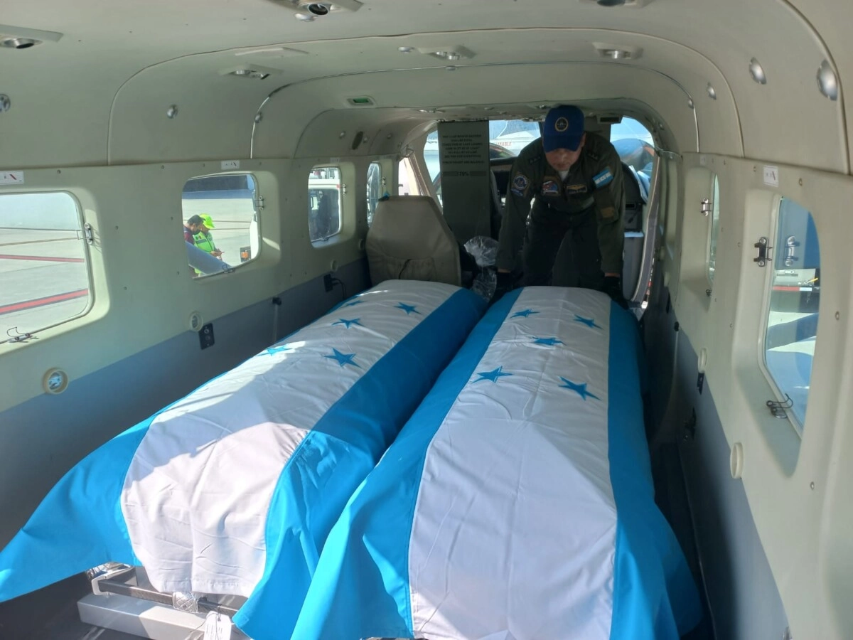 Las FFAA repatria cuerpos de militares fallecidos debido a quemaduras
