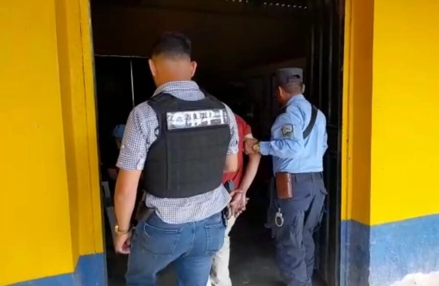 Policía Nacional arresta individuo por la supuesta agresión sexual de una niña de 9 años en Vallecillo, Francisco Morazán2