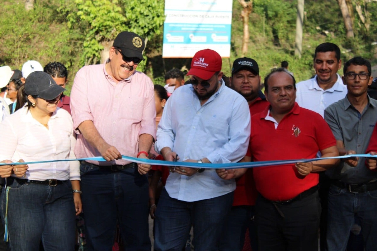 SAG-PRONADERS inaugura la construcción de dos Cajas Puente