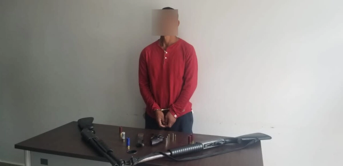 Agentes de Investigación arrestan a individuo en posesión de armas en Gualaco, Olancho