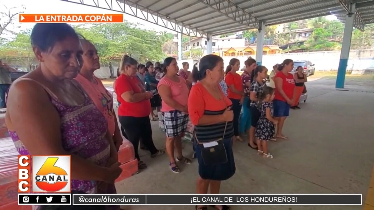 Copán: 54 madres de familia de escasos recursos son beneficiadas con camas por parte de la municipalidad