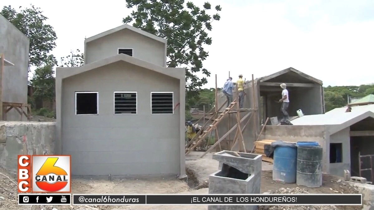 Xiomara Castro construira más de 900 mil viviendas