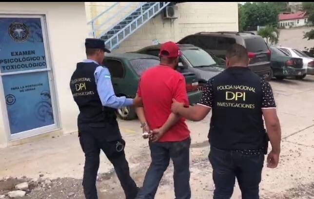 En la capital, DPI captura sujeto con orden judicial pendiente por el delito de apropiación y retención indebida