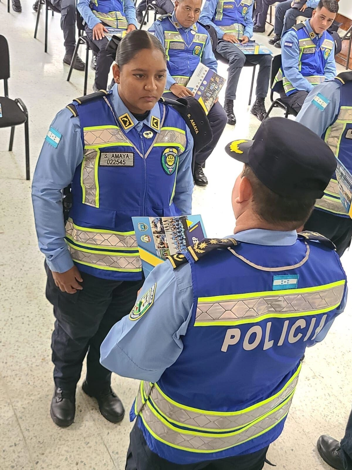 EVT clausura a 30 funcionarios policiales del Curso de Conducción de motorizados 02