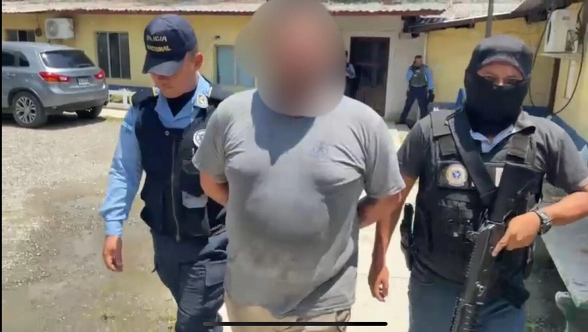 Ciudadano es arrestado sospechoso de haber cometido el delito tentativa de homicidio, en Choloma 01