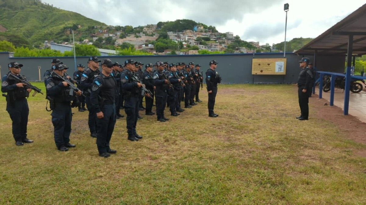 Fuerzas Especiales reentrena a  más de 550  funcionarios en tácticas operativas  02