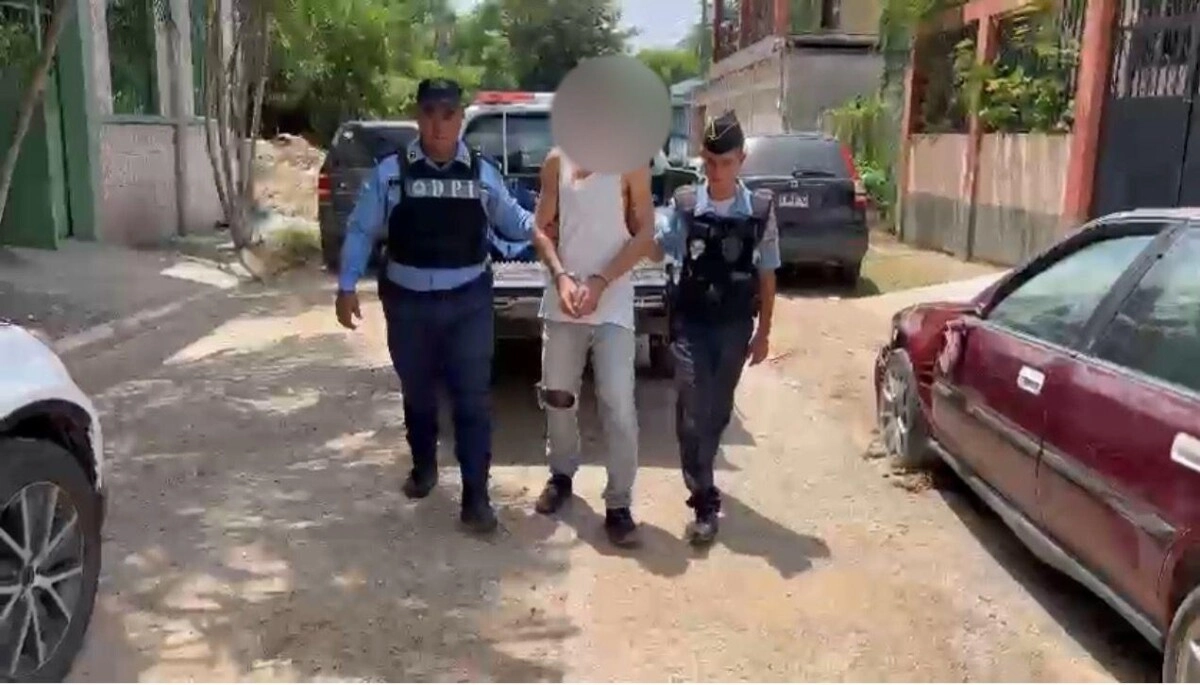 Presunto integrante del grupo delictivo organizado MS-13 es arrestado de manera flagrante, en Potrerillos, Cortés 01