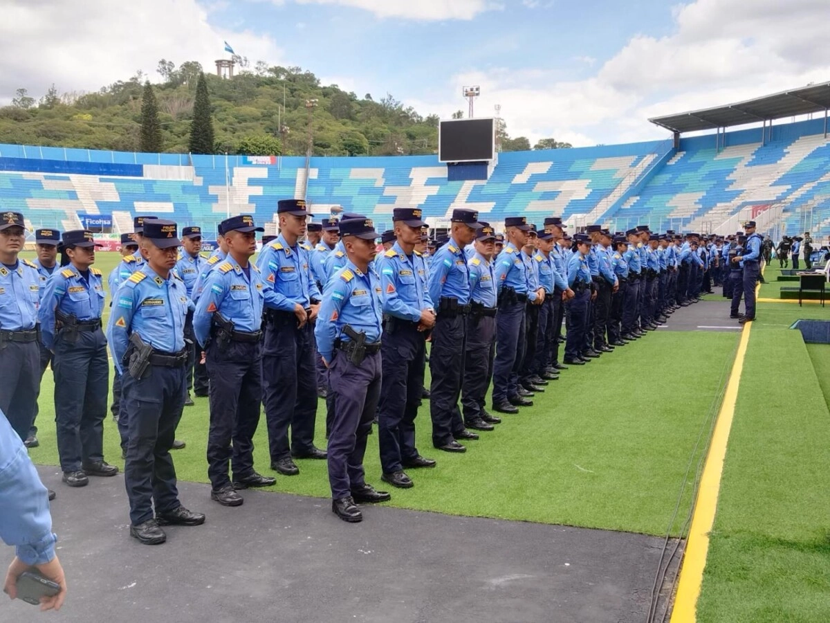 Se inicia operación policial de seguridad con motivo del desarrollo del encuentro de fútbol internacional entre las selecciones de Honduras y Granada 02