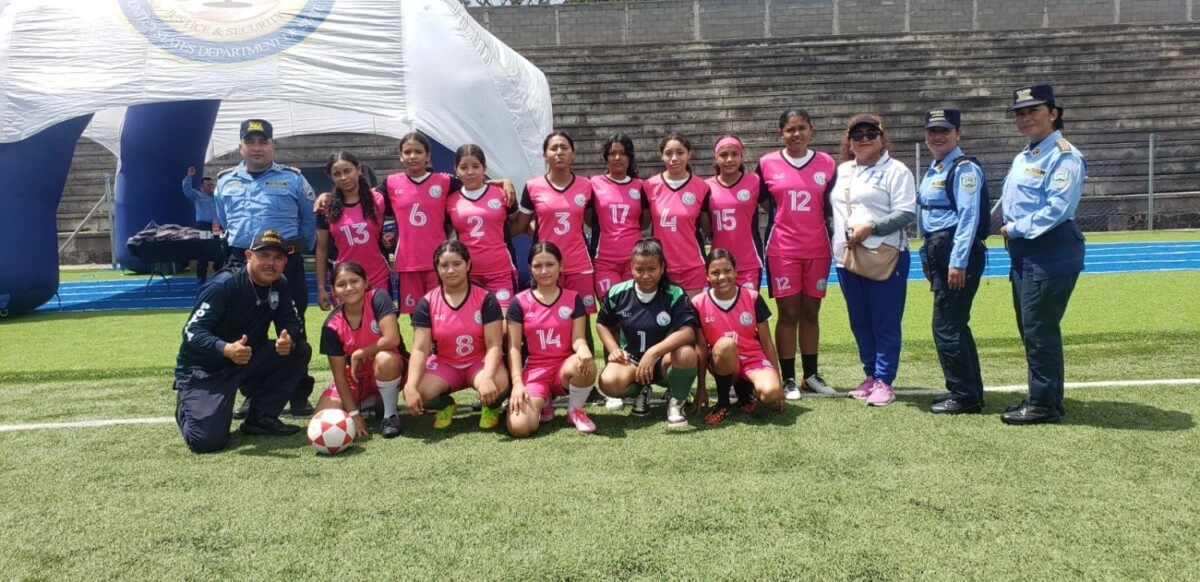 Instructores Great Realizan Campeonato Deportivo Intercolegial En La Paz03