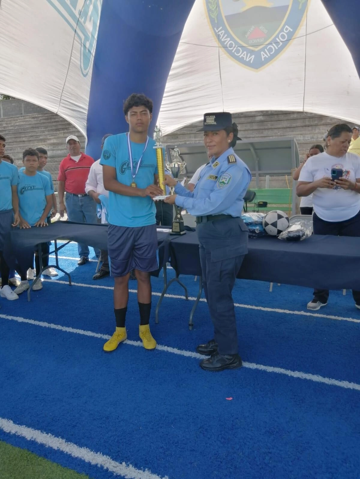 Instructores Great Realizan Campeonato Deportivo Intercolegial En La Paz04