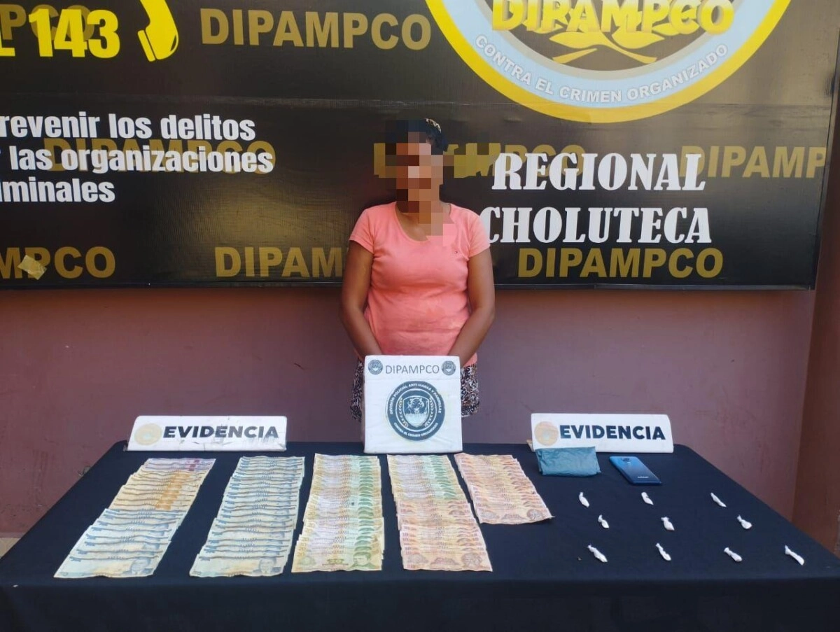 Tres personas detenidas por el delito de Tráfico de Droga durante las pasadas horas en el departamento de Choluteca02