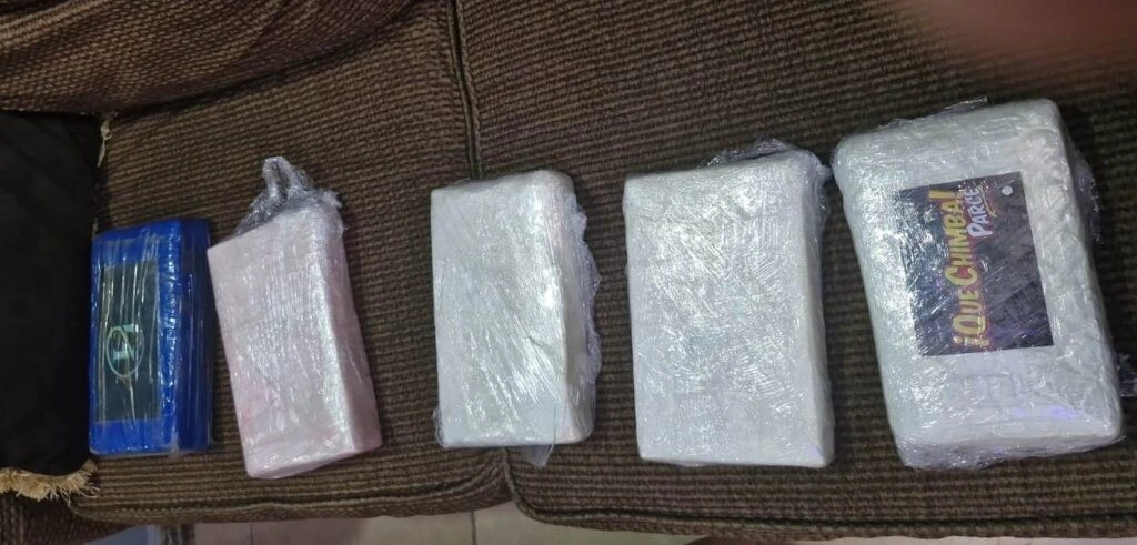 Detencion Judicial A Tres Presuntos Traficantes De Cinco Kilos De Cocaina