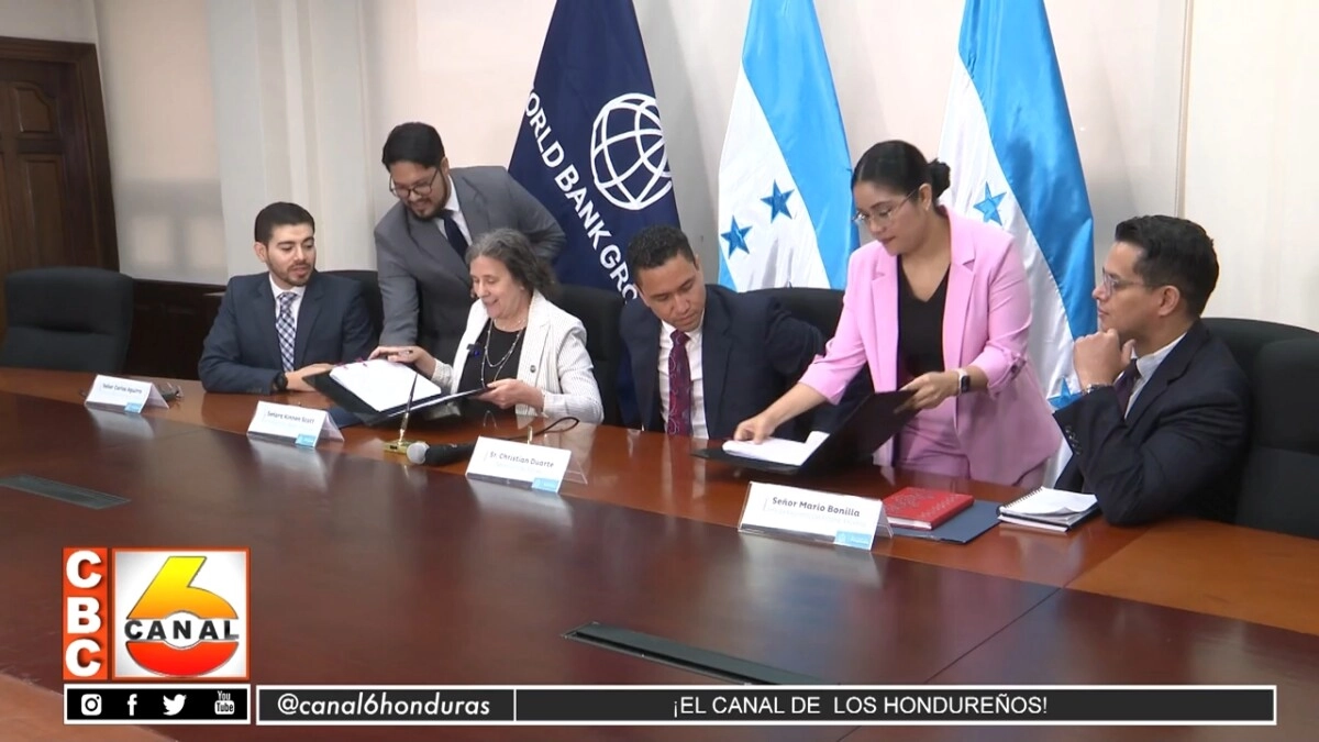 Gobierno Firma Convenio Con Banco Mundial Por 145 Millones En Base A Corrupcion Y Cambio Climatico